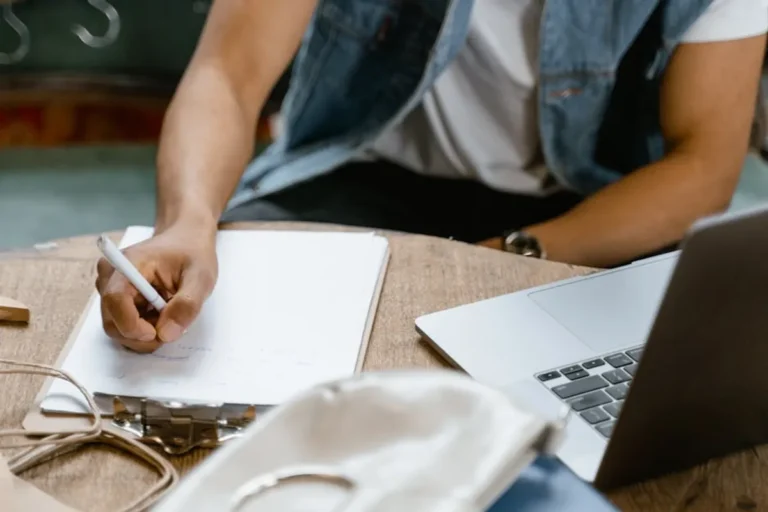 How to Write Actor Biography Pages for Search